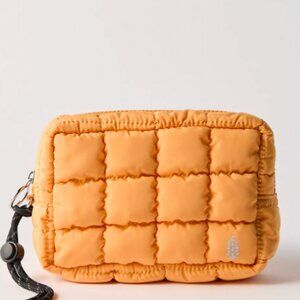 💛 FP Movement Quilted Mini Case - Light Papaya (Yellow)